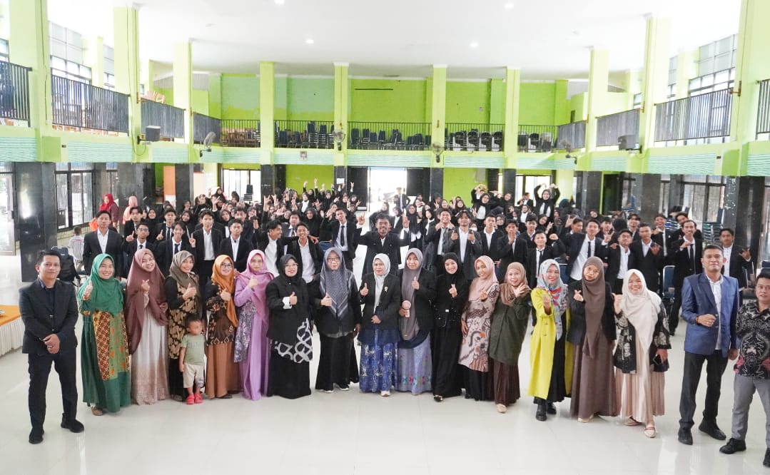 Lahirkan Tenaga Pendidik Profesional, FKIP UM Bulukumba Kukuhkan 187 Sarjana Baru